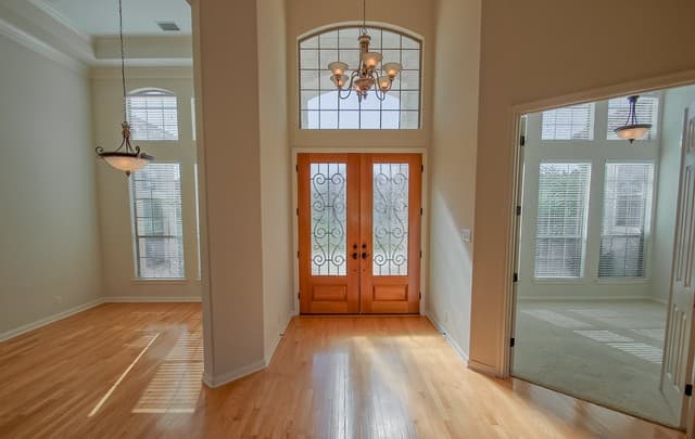 3-bedroom rental at 30901 Wood Bine Way in Fair Oaks Ranch, TX — photo 2