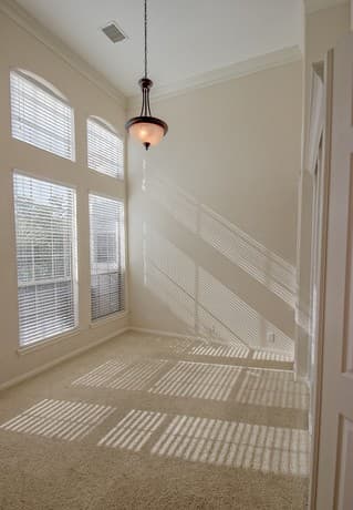 3-bedroom rental at 30901 Wood Bine Way in Fair Oaks Ranch, TX — photo 5