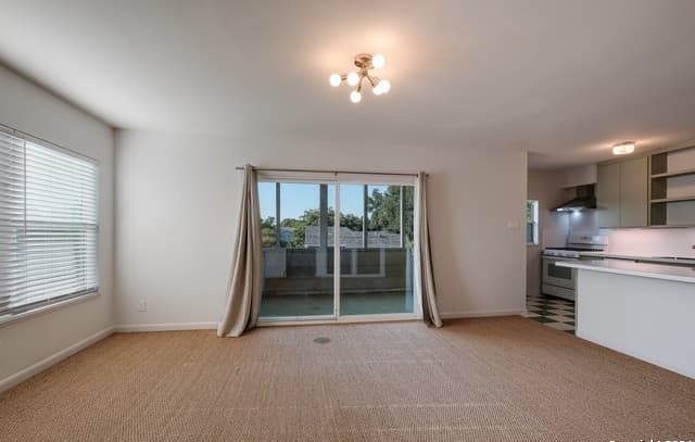 1-bedroom rental at 442 E Huisache Ave Unit D in San Antonio TX