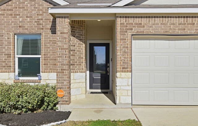 4-bedroom rental at 12811 Sage Turn in Converse, TX — photo 3