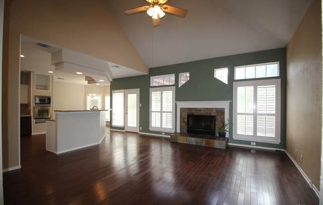 3-bedroom rental at 12802 Aqua Valley in Helotes, TX — photo 3