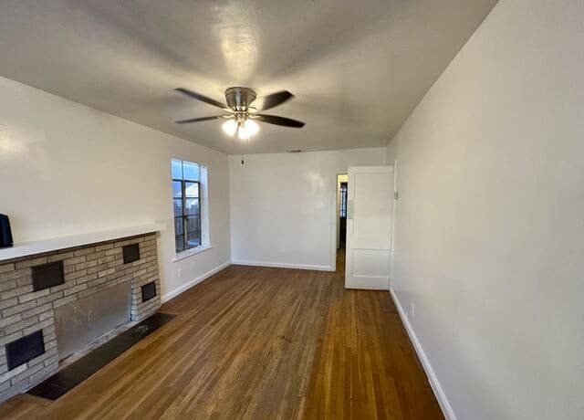 1-bedroom rental at 1202 Vanderbilt in San Antonio, TX — photo 3