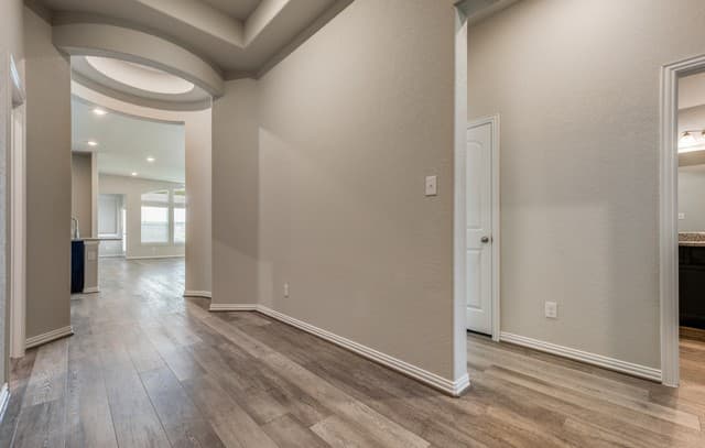 5-bedroom rental at 204 Aspen Dr in Boerne, TX — photo 2