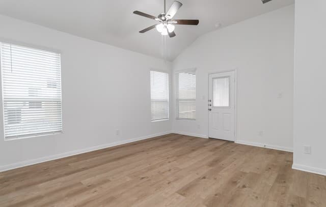 3-bedroom rental at 5111 Cindy Branch Unit 1 in San Antonio, TX — photo 4