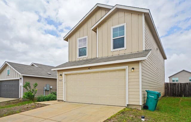 3-bedroom rental at 5807 Rolling Glen in San Antonio, TX — photo 5