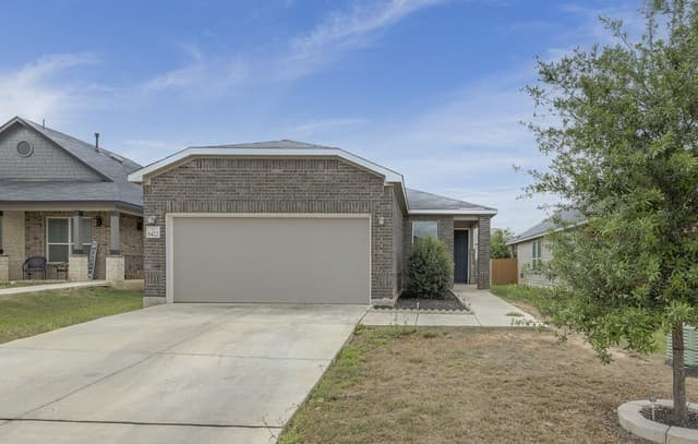 3-bedroom rental at 6422 Hibiscus Falls in San Antonio TX