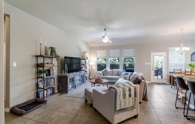 3-bedroom rental at 9815 Catell in Boerne, TX — photo 4