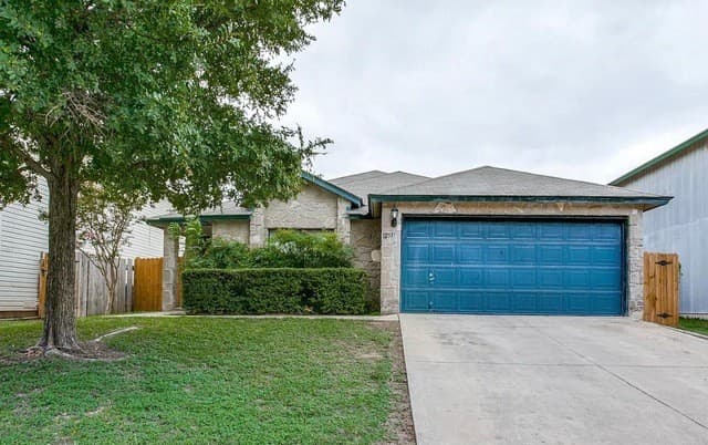 3-bedroom rental at 12515 Persimmon Fall in San Antonio TX