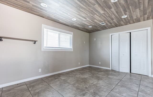 2-bedroom rental at 134 Lake Valley St in San Antonio, TX — photo 5