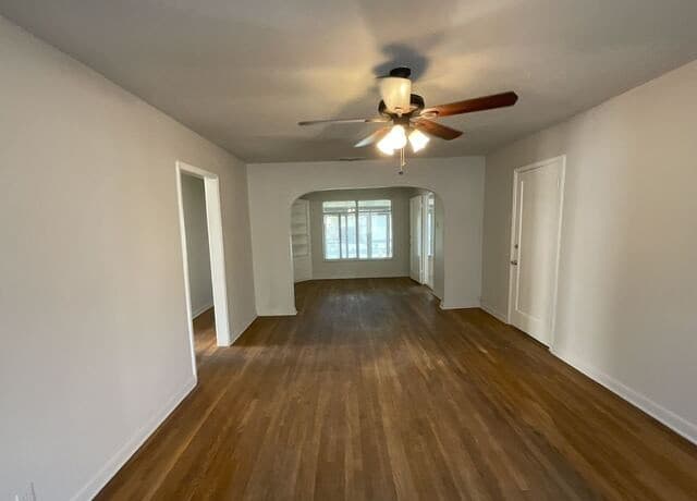 3-bedroom rental at 1124 Vanderbilt in San Antonio, TX — photo 4