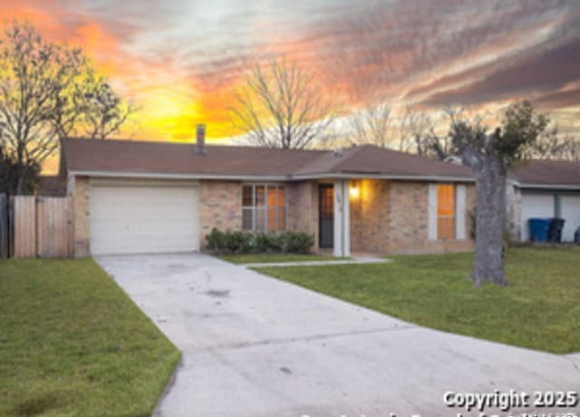 3-bedroom rental at 5814 Cliffdale Dr in San Antonio, TX — photo 3