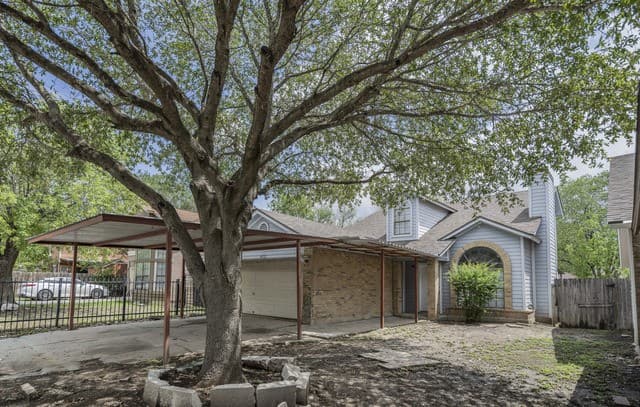 3-bedroom rental at 4058 Mystic Sunrise Dr in San Antonio TX