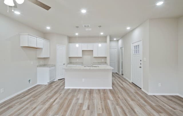 3-bedroom rental at 8911 Fm 1560 N Unit 203 in San Antonio, TX — photo 5
