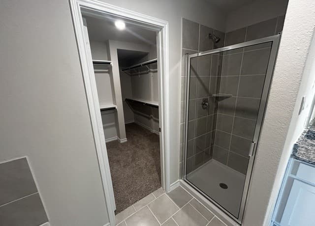 4-bedroom rental at 22626 Double Bogey in San Antonio, TX — photo 4
