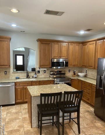 3-bedroom rental at 2314 Cardigan Hl in San Antonio, TX — photo 3