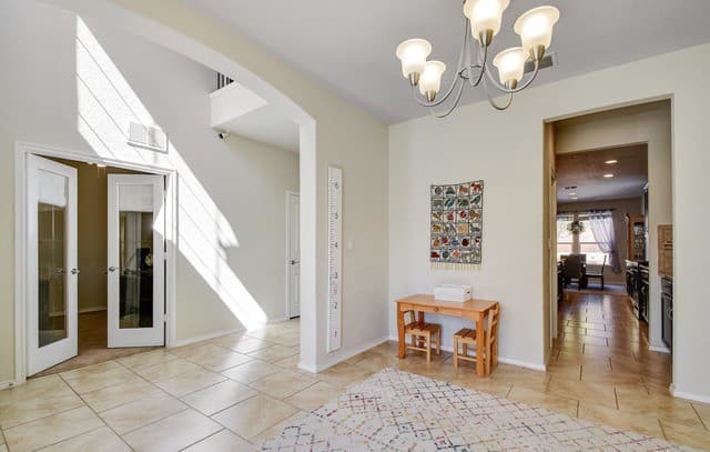 4-bedroom rental at 3726 Retreat Run in San Antonio, TX — photo 5