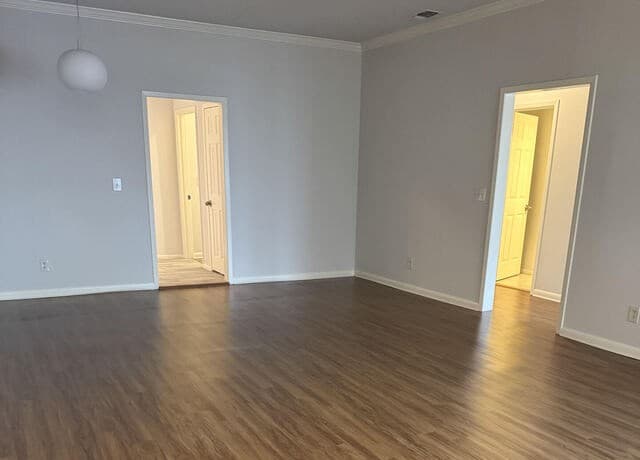 2-bedroom rental at 100 W El Prado Unit 203 in San Antonio, TX — photo 4