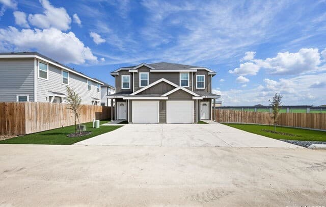 3-bedroom rental at 8030 Dial Ike Dr Unit 502 in San Antonio TX