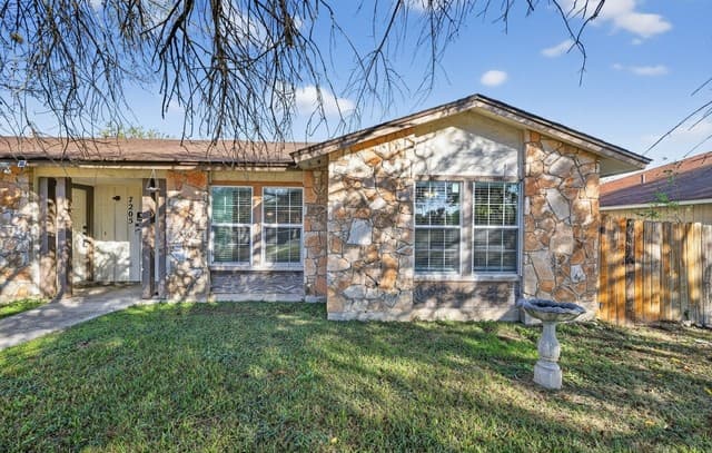 3-bedroom rental at 7203 Timbercreek in San Antonio TX