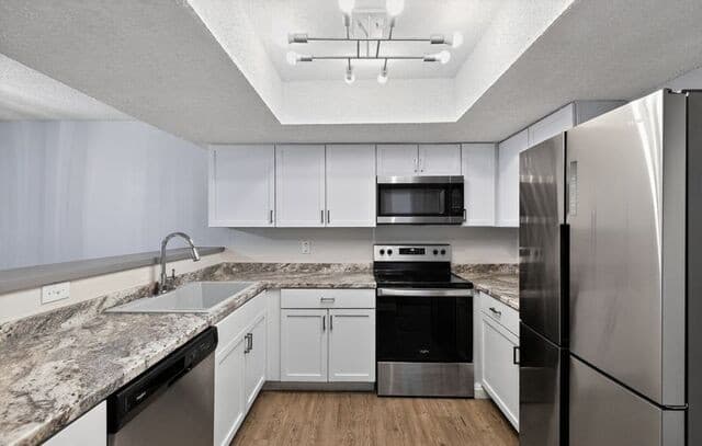 3-bedroom rental at 7203 Timbercreek in San Antonio, TX — photo 5