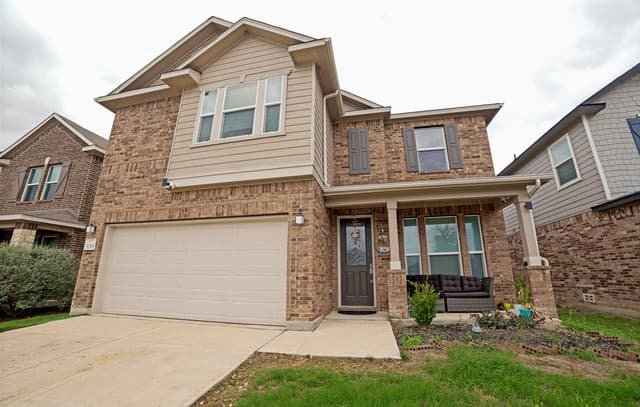 4-bedroom rental at 11315 Asaret in San Antonio, TX — photo 2