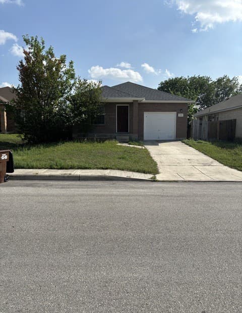 3-bedroom rental at 10730 Shaenmeadow in San Antonio TX