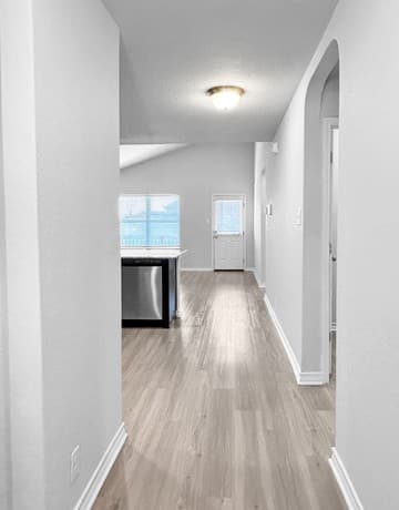 4-bedroom rental at 9320 Cord Grass in San Antonio, TX — photo 5
