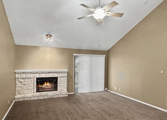 2-bedroom rental at 12446 Starcrest Dr Unit 312 in San Antonio, TX — photo 5