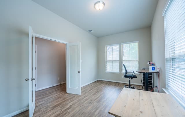 3-bedroom rental at 4915 Ranahan in St Hedwig, TX — photo 4