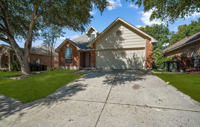 3-bedroom rental at 1028 Gate Creek in Schertz, TX — photo 2