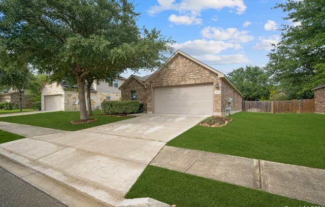 3-bedroom rental at 3113 Muntjac in Schertz, TX — photo 3