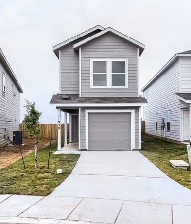 3-bedroom rental at 11938 Spiderwort Rdg in Converse TX