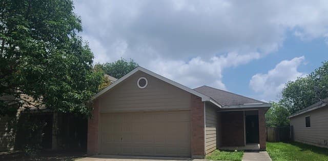 3-bedroom rental at 202 Quince Flower in San Antonio TX