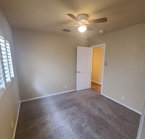 3-bedroom rental at 202 Quince Flower in San Antonio, TX — photo 5