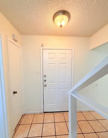 3-bedroom rental at 4813 Fred May in San Antonio, TX — photo 4