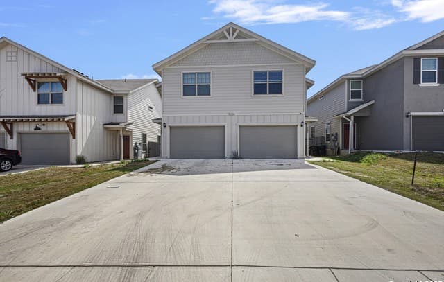 3-bedroom rental at 10303 Candlewood Way Unit 101 in San Antonio TX