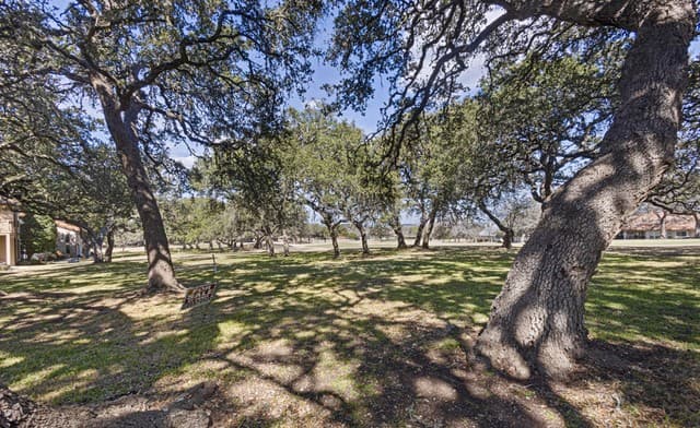 3-bedroom rental at 29342 Ridgeview in Boerne, TX — photo 3