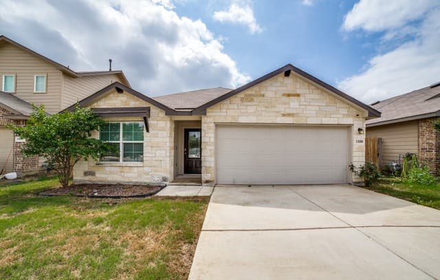 4-bedroom rental at 13080 Whisper Bend in San Antonio TX