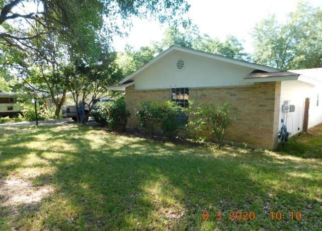 4-bedroom rental at 6818 Horwich in San Antonio TX