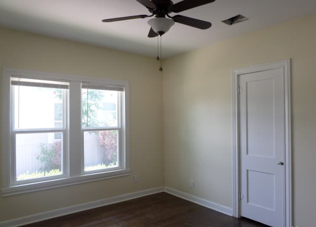 2-bedroom rental at 1706 Texas Ave in San Antonio, TX — photo 5