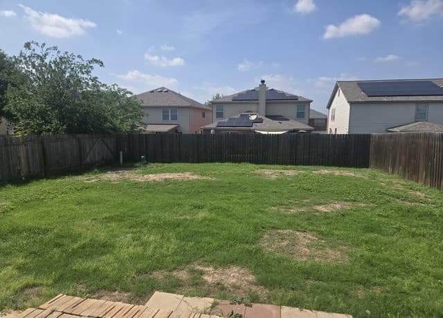 3-bedroom rental at 6515 Kestrel Ln in San Antonio, TX — photo 5