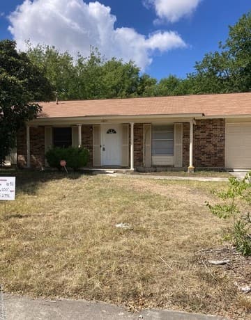 4-bedroom rental at 4426 Avenida Prima St in San Antonio TX