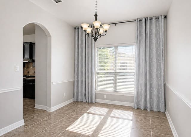 3-bedroom rental at 18722 Edwards Edge in San Antonio, TX — photo 5