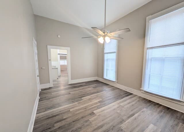 1-bedroom rental at 822 E Carson St Unit 5 in San Antonio, TX — photo 2