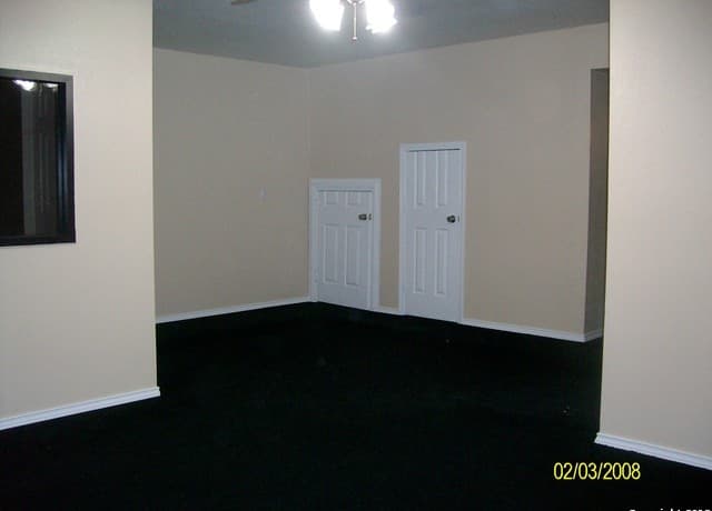 3-bedroom rental at 11302 Cache Path in San Antonio, TX — photo 2
