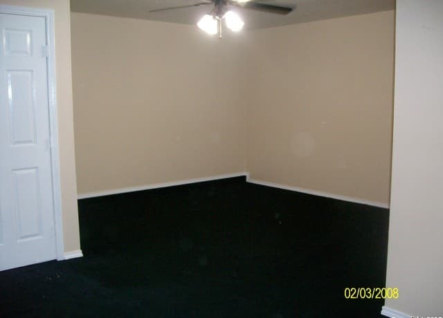 3-bedroom rental at 11302 Cache Path in San Antonio, TX — photo 3