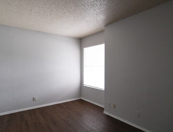 2-bedroom rental at 5529 Lochmoor Unit 2 in San Antonio, TX — photo 5