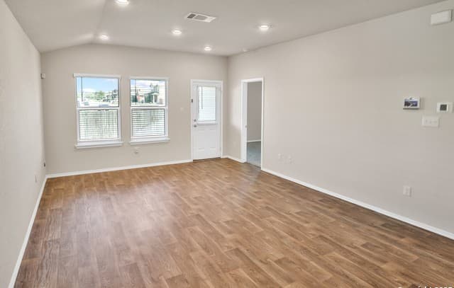 3-bedroom rental at 12007 Chelan Riv in San Antonio, TX — photo 4