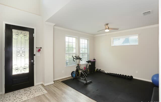 4-bedroom rental at 13320 Romulus Way in San Antonio, TX — photo 4