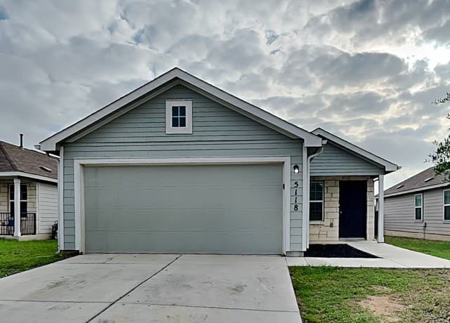 4-bedroom rental at 5118 Everett in Converse TX